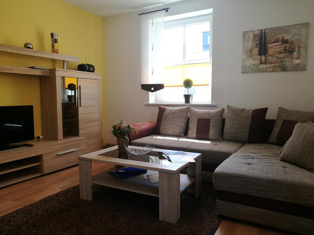 Ferienwohnung - August-Bebel-Str. 19 Oelsnitz  المظهر الخارجي الصورة