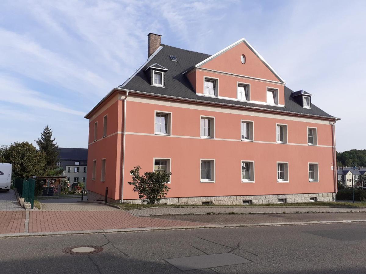 Ferienwohnung - August-Bebel-Str. 19 Oelsnitz  المظهر الخارجي الصورة