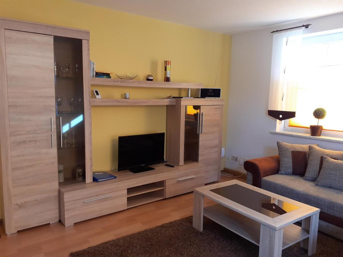 Ferienwohnung - August-Bebel-Str. 19 Oelsnitz  المظهر الخارجي الصورة
